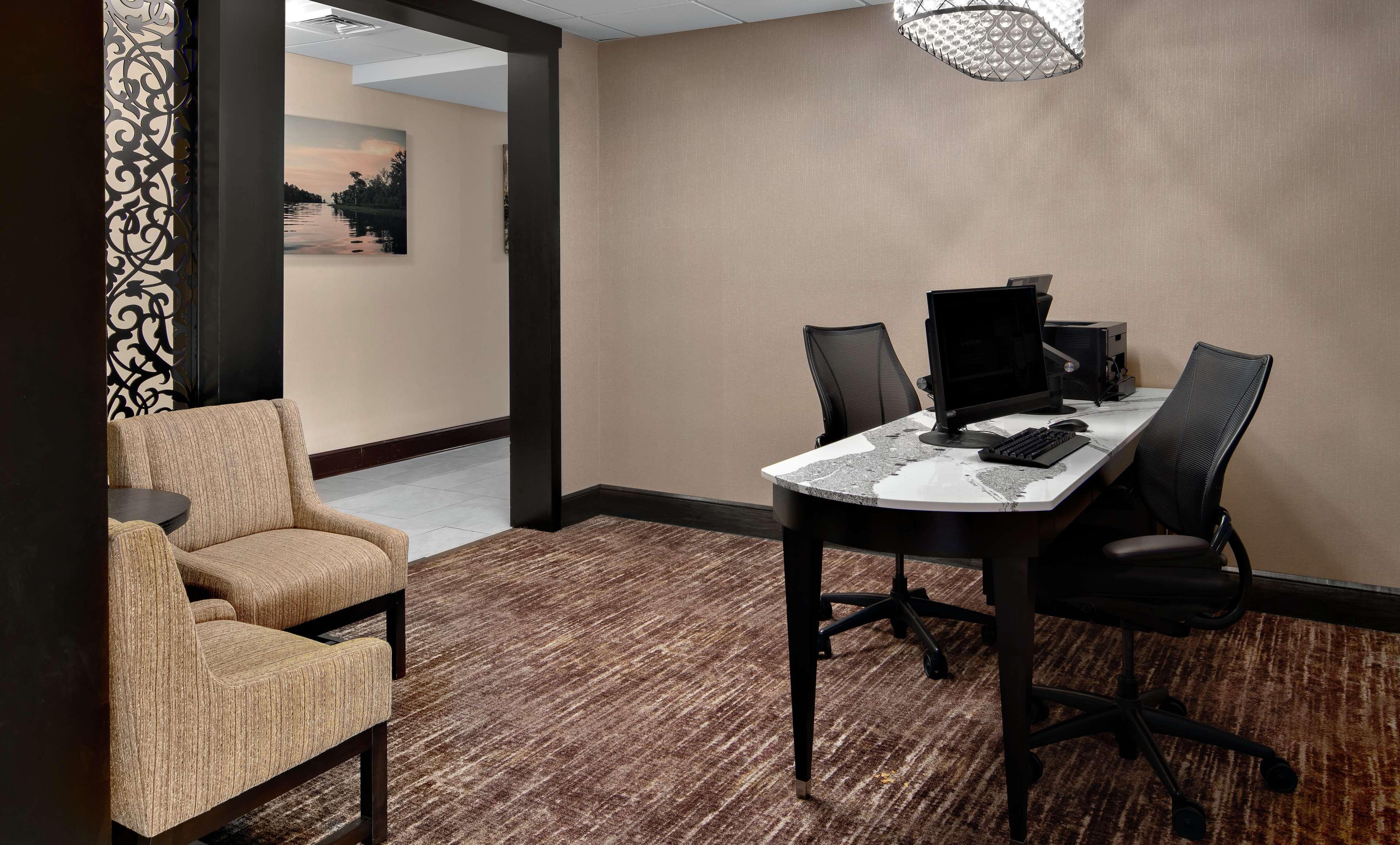 Homewood Suites Lafayette-Airport Exterior photo
