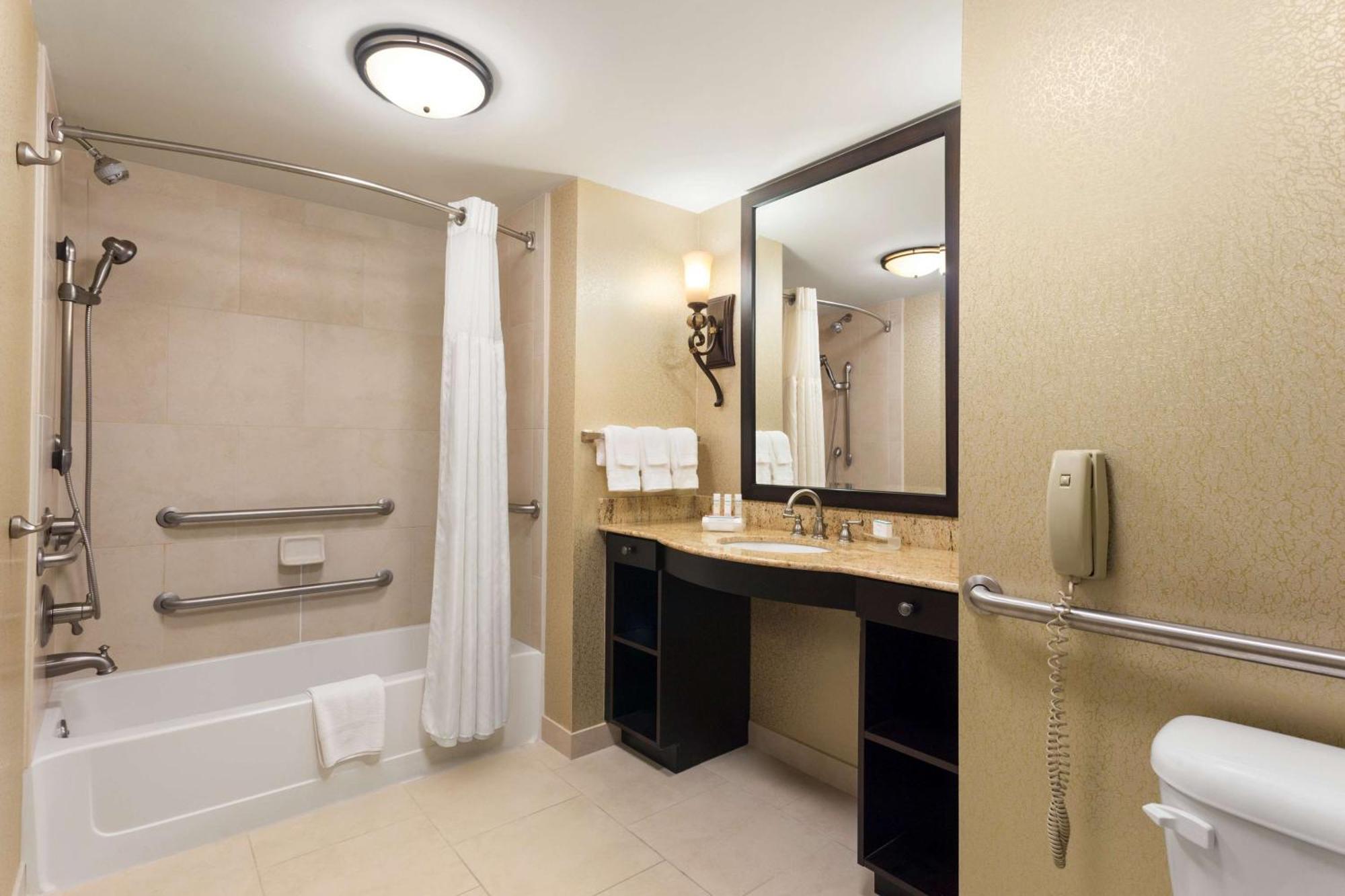 Homewood Suites Lafayette-Airport Exterior photo