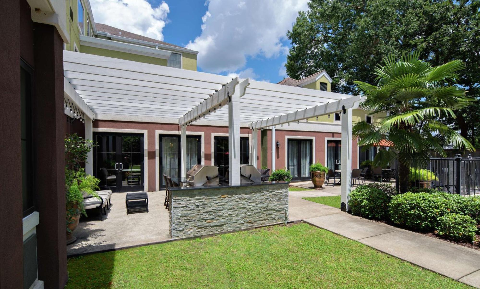 Homewood Suites Lafayette-Airport Exterior photo
